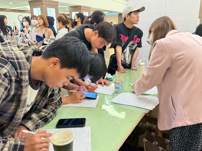 國際學生踴躍投遞履歷參與媒合圖片