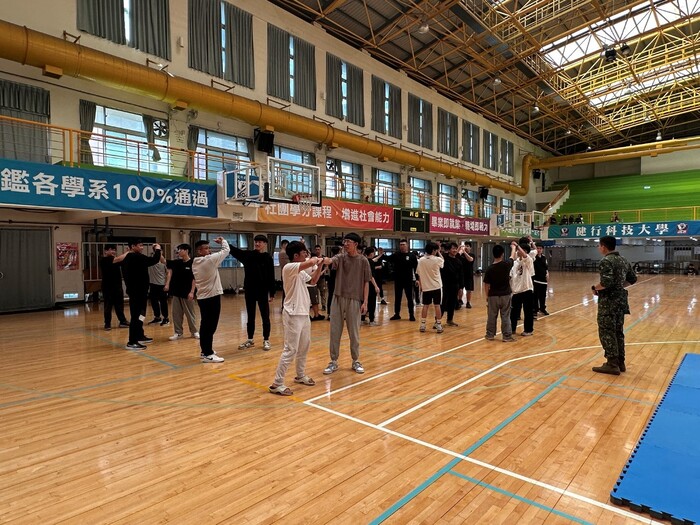 基本防身術教學圖片